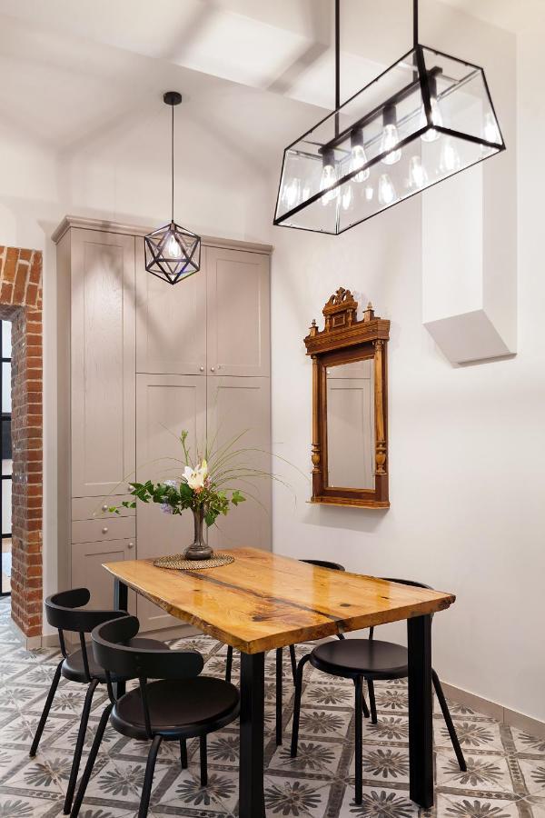 Gallery Art Apartment Lviv Exterior foto