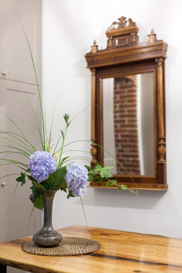 Gallery Art Apartment Lviv Exterior foto
