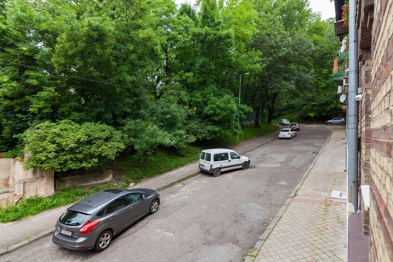 Gallery Art Apartment Lviv Exterior foto
