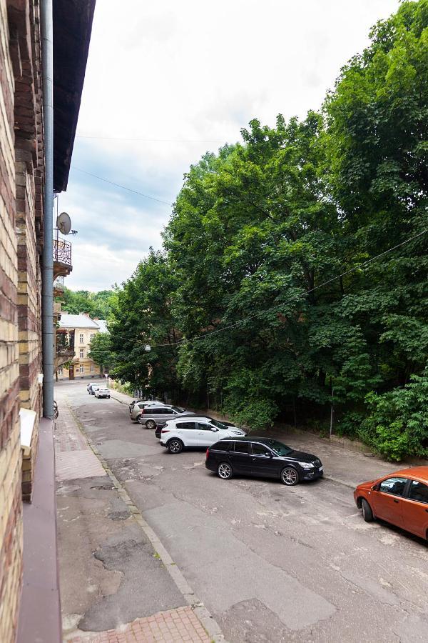 Gallery Art Apartment Lviv Exterior foto
